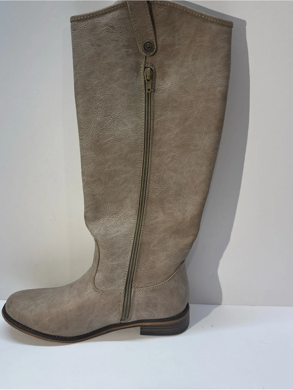 Breckelles Women's Knee high  Riding Boots in Taupe size 8